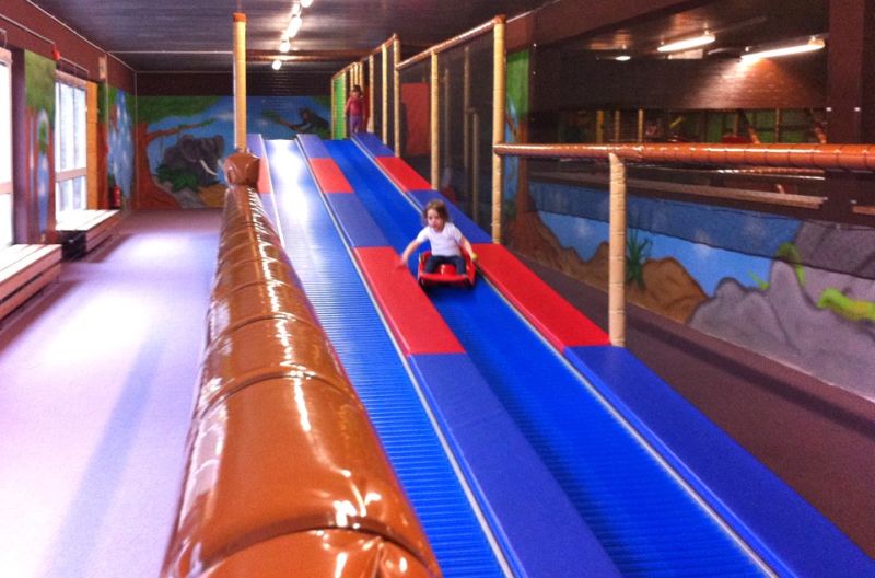 Roller Slide